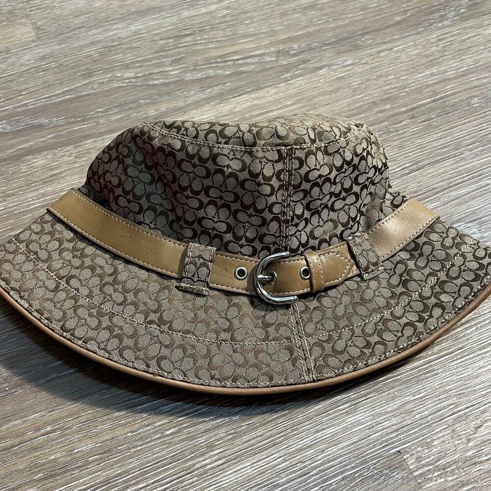 Coach Signature Bucket Hat Belt Rim Size Small